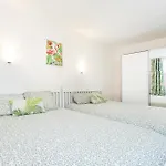 Neptuno Beachfront Retreat With Smart Tvs And Terrace דירה פוארטו דה סנטיאגו