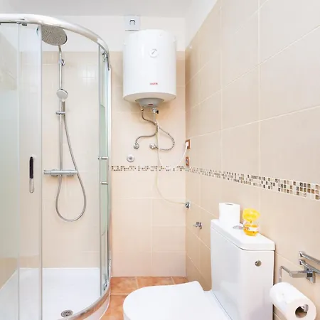 Neptuno Beachfront Retreat With Smart Tvs And Terrace Appartement *