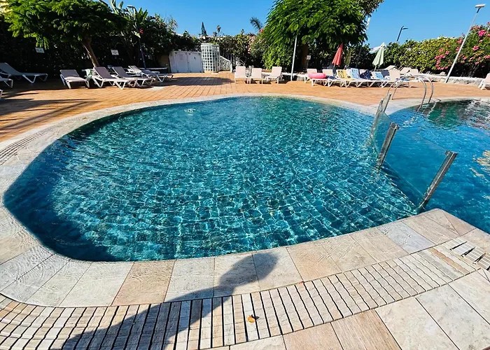 Neptuno Beachfront Retreat With Smart Tvs And Terrace