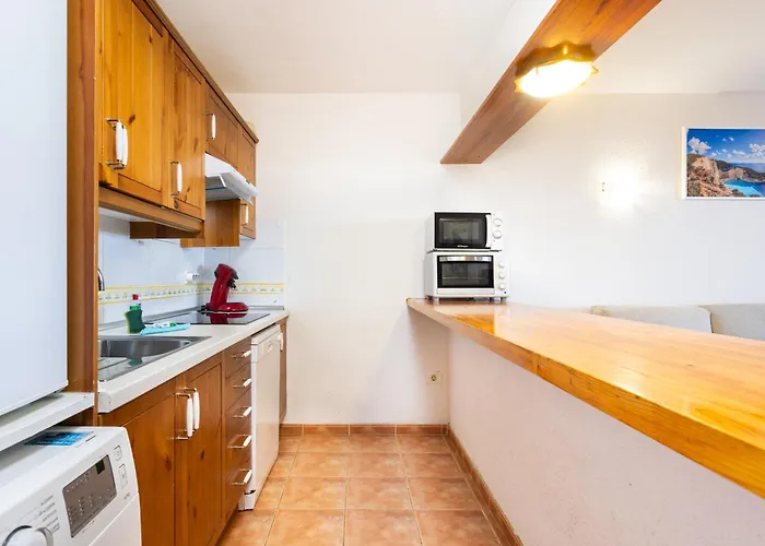 Neptuno Beachfront Retreat With Smart Tvs And Terrace Puerto de Santiago (Tenerife)