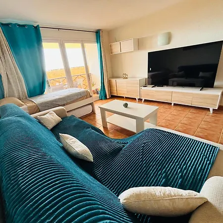 Lägenhet Neptuno Beachfront Retreat With Smart Tvs And Terrace