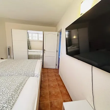 Neptuno Beachfront Retreat With Smart Tvs And Terrace