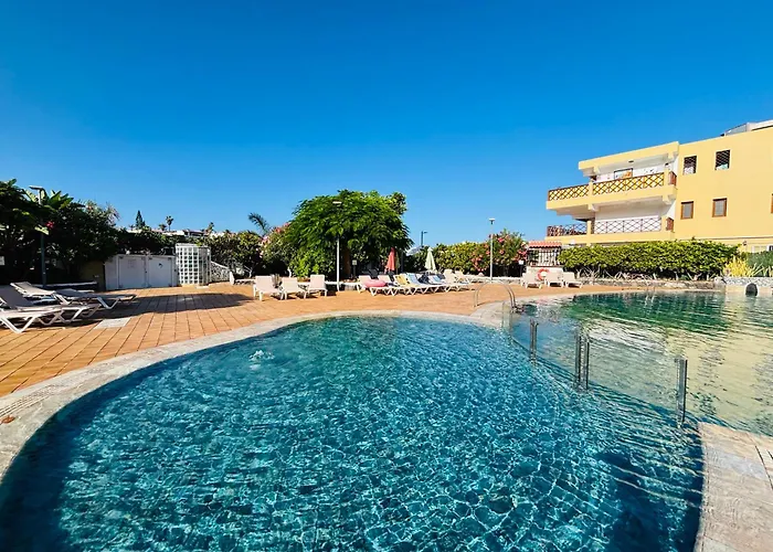 דירה Neptuno Beachfront Retreat With Smart Tvs And Terrace פוארטו דה סנטיאגו