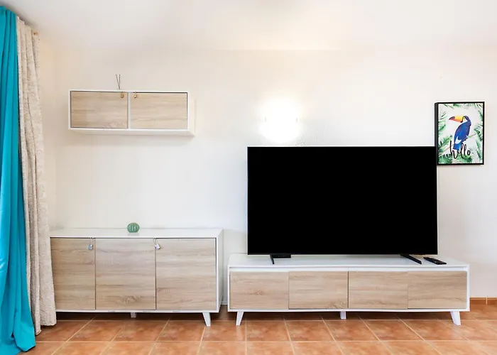 Neptuno Beachfront Retreat With Smart Tvs And Terrace * פוארטו דה סנטיאגו