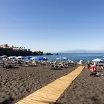 Neptuno Beachfront Retreat With Smart Tvs And Terrace Appartement *