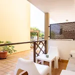 Neptuno Beachfront Retreat With Smart Tvs And Terrace Appartement