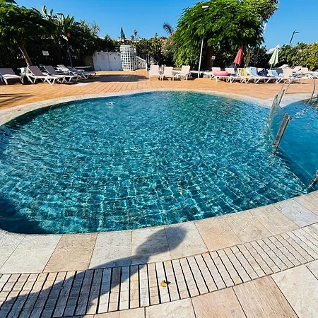 Neptuno Beachfront Retreat With Smart Tvs And Terrace