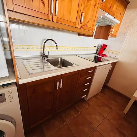 Neptuno Beachfront Retreat With Smart Tvs And Terrace Apartament