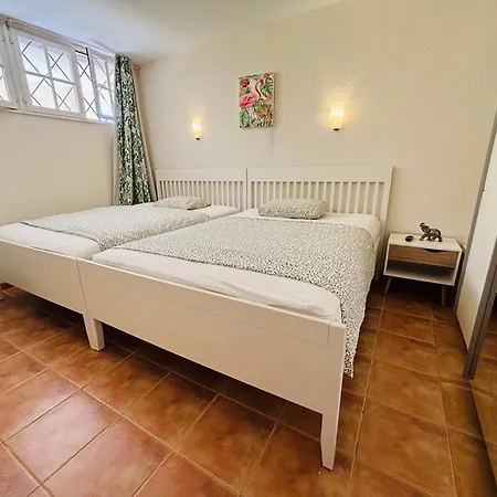 Neptuno Beachfront Retreat With Smart Tvs And Terrace 公寓 *