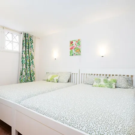 Neptuno Beachfront Retreat With Smart Tvs And Terrace 公寓 圣地亚哥港