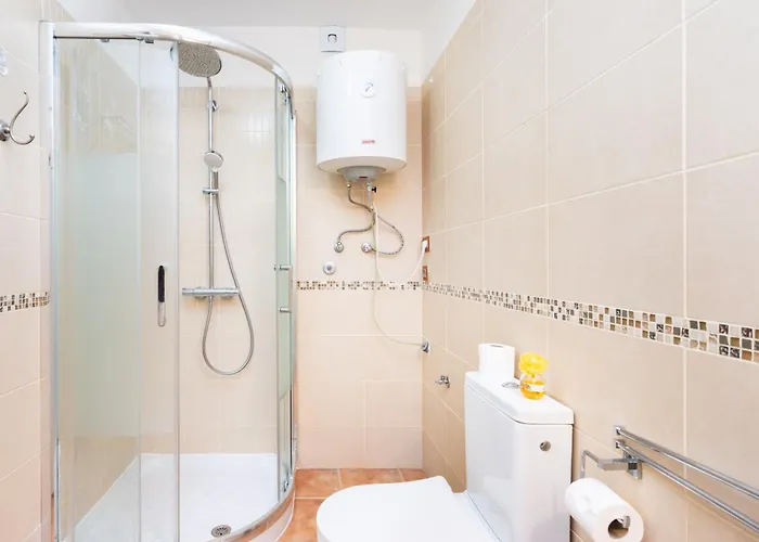 Neptuno Beachfront Retreat With Smart Tvs And Terrace アパート *